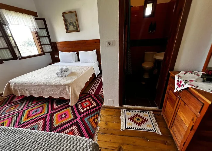 Salaria Gjirokastër