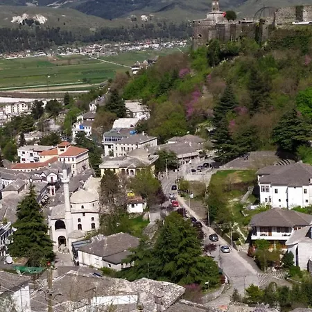 Salaria 4*
