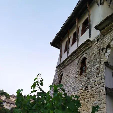 Salaria Maison d'hôtes Gjirokastër