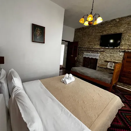 Salaria Maison d'hôtes Gjirokastër
