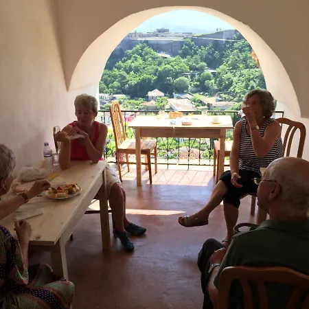 Salaria Guest house